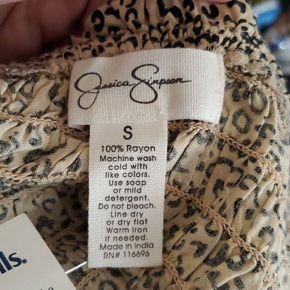 Jessica Simpson Romper in Leapord Print Size S - Picture 4 of 9